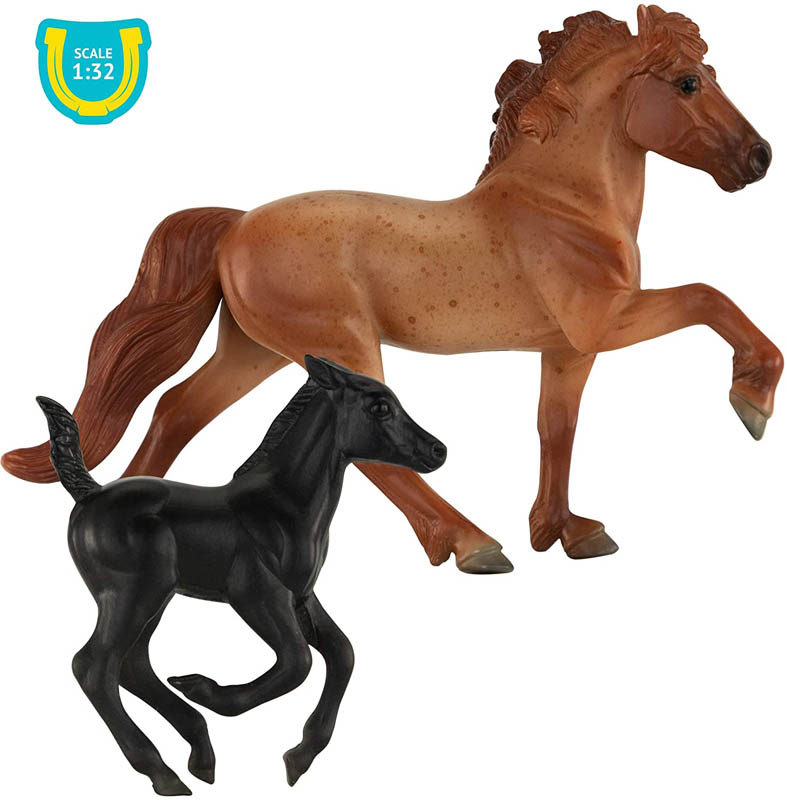 Breyer Stablemates Stable Surprise (2 Piece Set) | Breyer