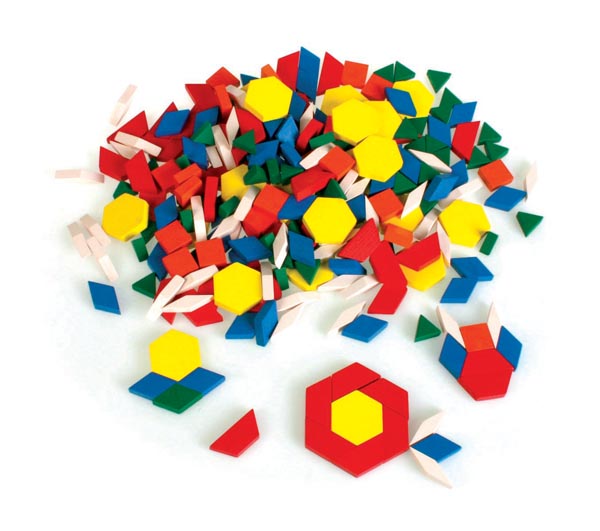 Set of 250 Wooden Pattern Blocks (1 cm thick) in bag
