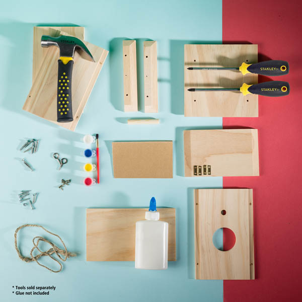 Birdhouse Carpentry Kit (Intermediate Level 2) Stanley Jr.
